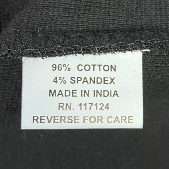 Marvel Fashions Believe Sparkle Santa Hat Christmas Graphic 3/4 Length Tee Sz XL - Picture 3 of 13